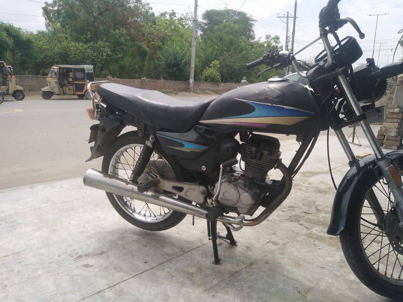 Honda 125 Deluxe 2007 for sale at very reasonable price 0