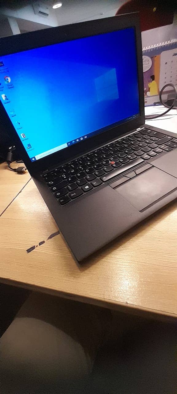 Lenovo Thinkpad X260 12.5'' laptop 10/9 3