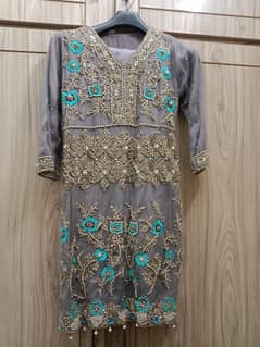 Net embroidery suit