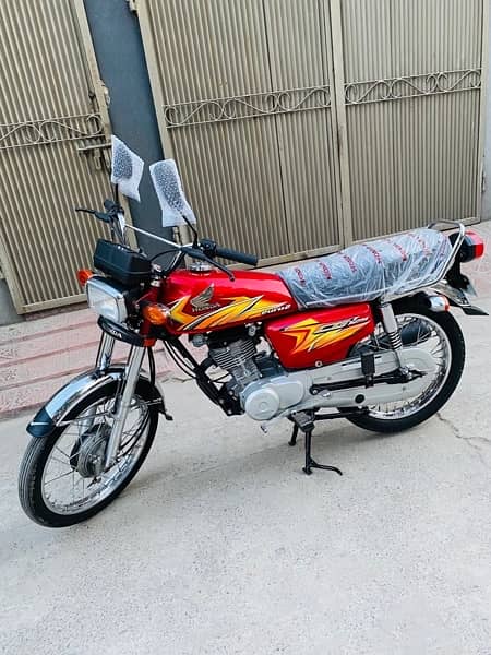 Honda CG 125 2021Model A1 condition 12000km use best for 2022 2