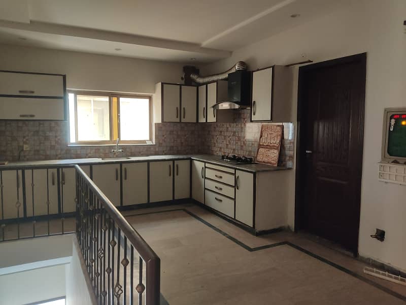 2 Bed 10 Marla upper portion available for rent 0