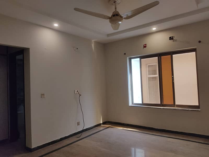 2 Bed 10 Marla upper portion available for rent 8