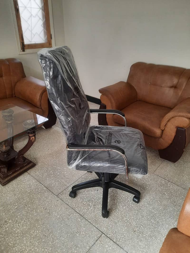 Office revolving chair in best price 5