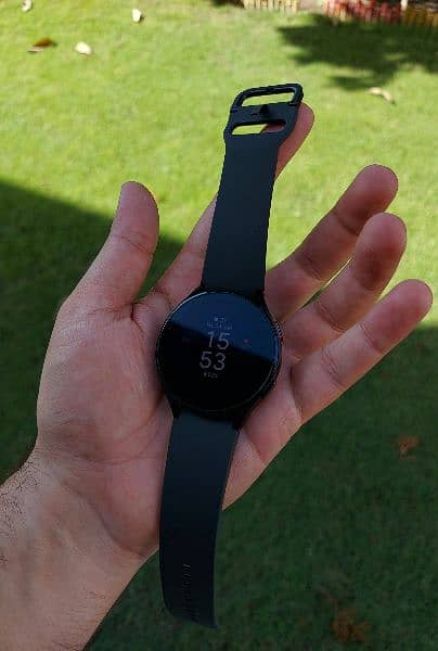 Samsung Galaxy Watch4 Bluetooth (40mm) Black 0