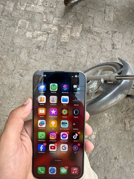 iPhone 15 pro max 256gb lla pta approved 5