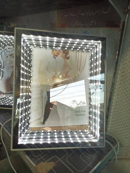 magic miror with picture 6