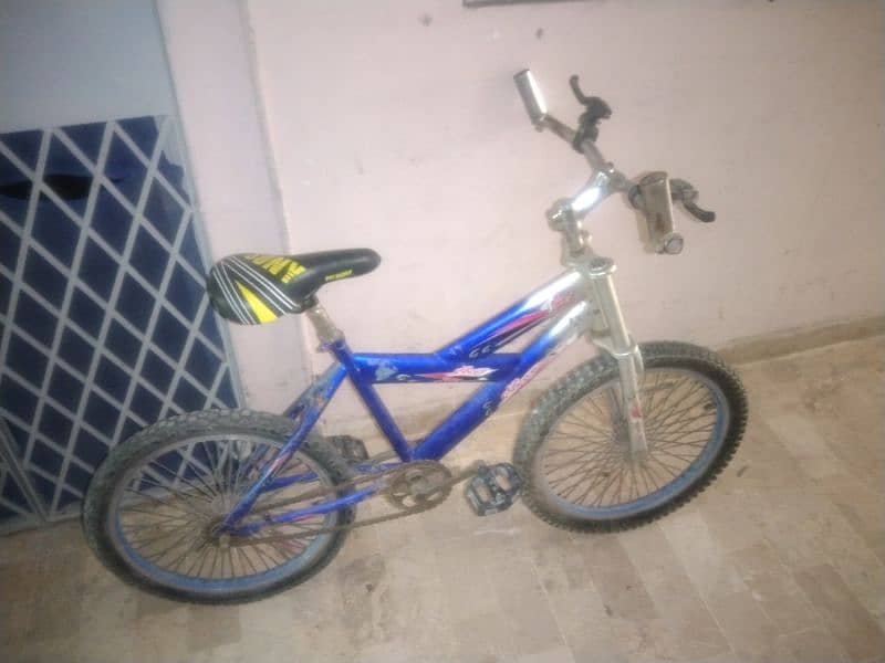 Iam selling bicycle 1