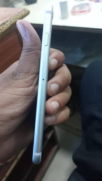 I phone 6s stock a full ok a urgent call and come 03128241868 1