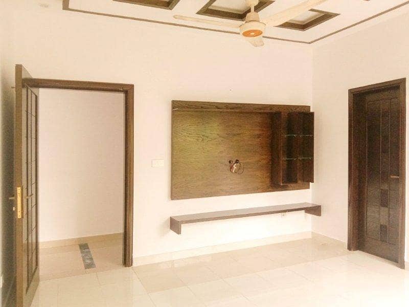 1 Kanal Upper Portion For Rent In Phase 6 0