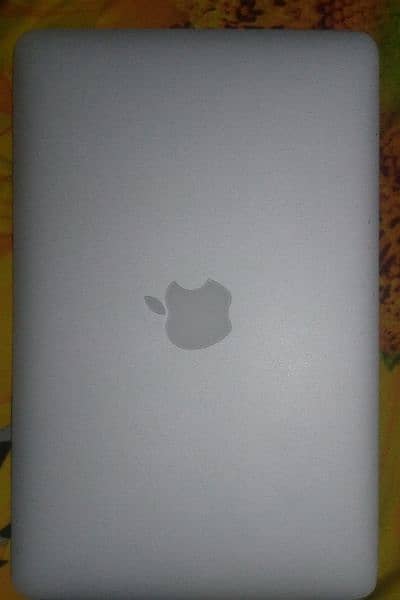 Apple Mac Book Air Model 2015 8/128ssd 1