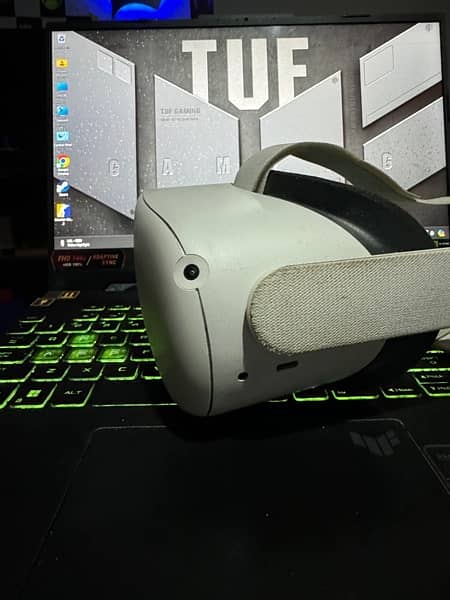 Oculus Quest 2 ( 256gb) with Rift Cable 5