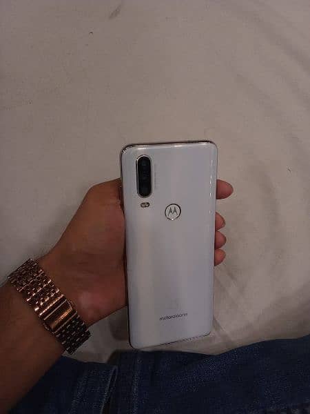 Motorola one action 5