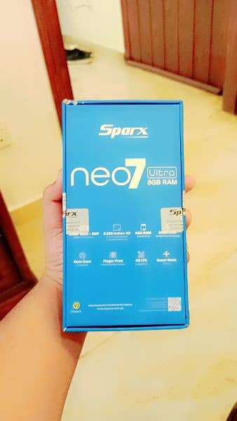 Sparx Neo 7 Ultra 8/128 GB 1