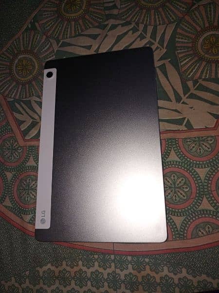 LG Ultra Tab 128GB 4GB RAM SHINY NEW Condition with BOX. Tablet 2