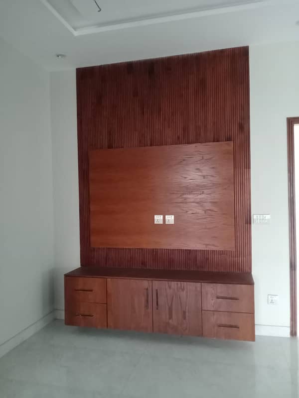 10 Marla Upper Portion Are Available For Rent in Park View City Lahore 1