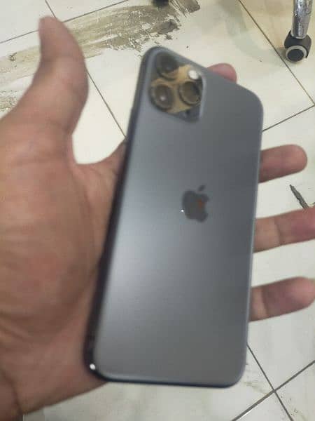 iPhone 11 pro 256 PTA Approved 1