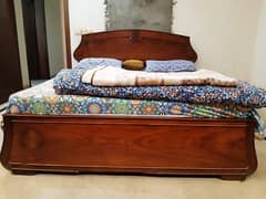 solid wood king size bed with side tables