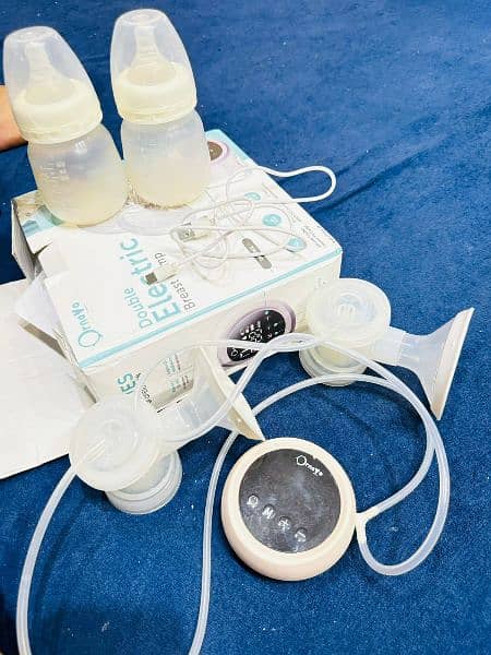 Ornavo rechargeable double breastpumps 3
