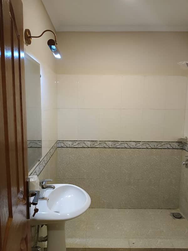 Exclusive 3-Bedroom Ground Floor Apartment For Sale In Rehman Garden, Near DHA Phase 2, Bhatta Chowk 11