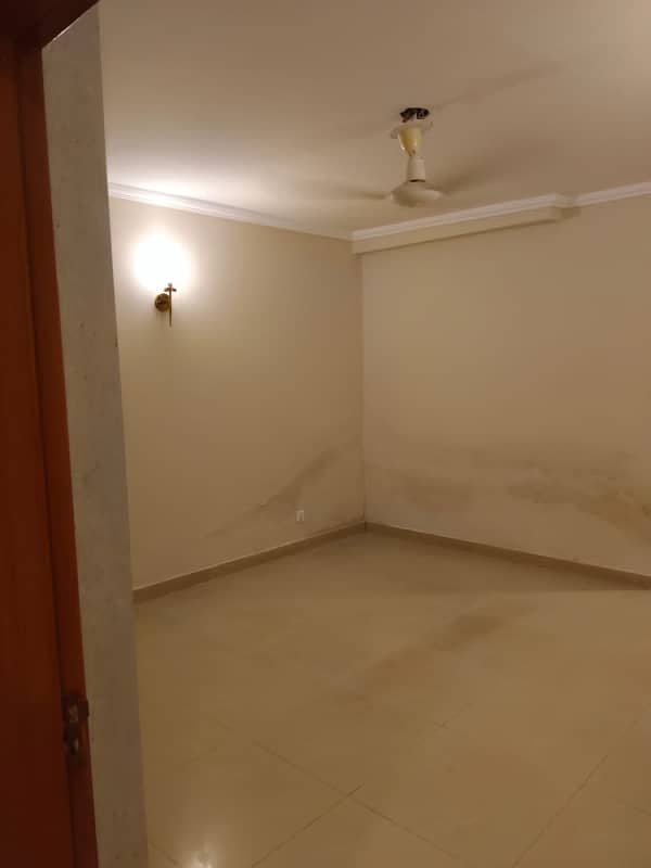 Exclusive 3-Bedroom Ground Floor Apartment For Sale In Rehman Garden, Near DHA Phase 2, Bhatta Chowk 12