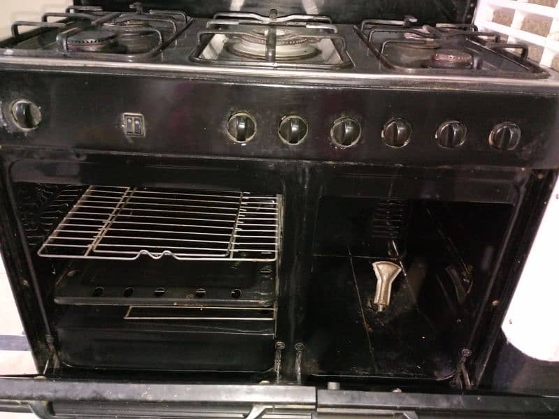 5 burner,royal, with grill and oven 4