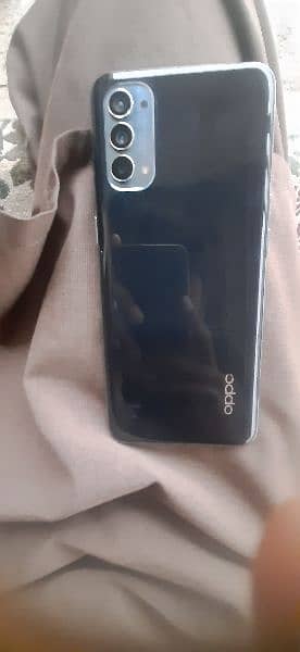 Oppo Reno 4 4g with original box and charger. (exchange also possible) 3