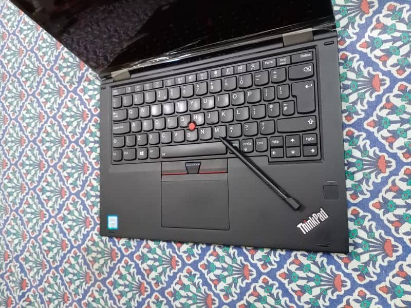 Lenovo Thinkpad Yoga x380 Core i5 8th Generation 3