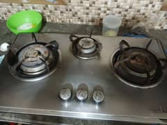 3 burner stove in good condition