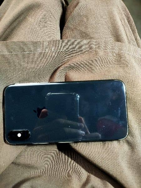iPhone X 64gb non (exchange also possible with google phones) 4