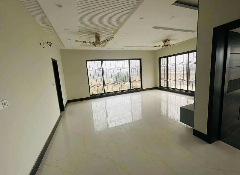 1Kanal Vitra Modern Design Upper Portion Available For Rent in DHA Near to Packages Mall 1