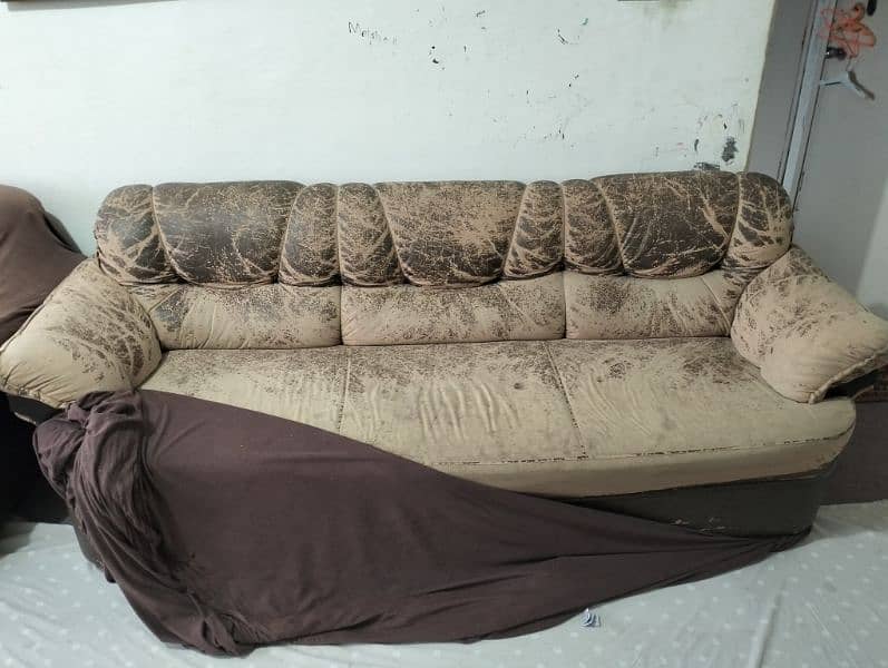 5 seater sofa only available at G-10/2 Islamabad, 3