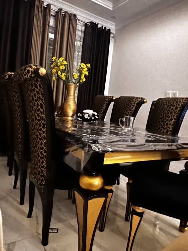 Gourmet Furnishers Dinning Table 1