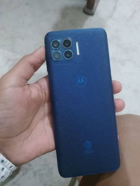 Motorola one 5g 10 by 10  touch broken 0
