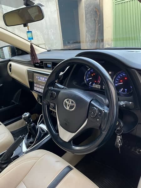 Toyota Corolla Altis 1.6 Manual 2021 / 2022 5