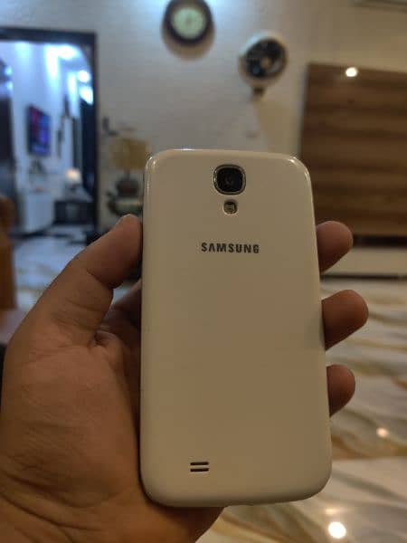 Samsung Galaxy S4 0
