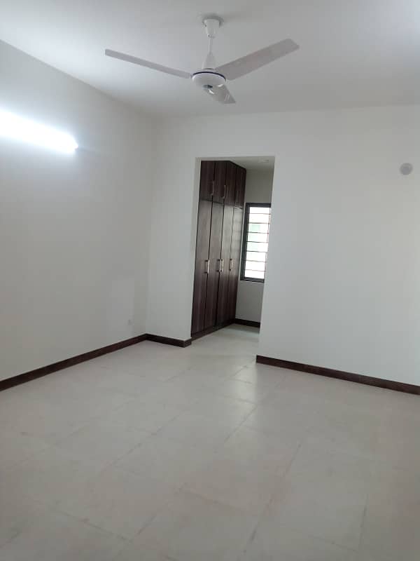 4xBed Army Apartments (7th Floor) available for Sale in Askari 11 12