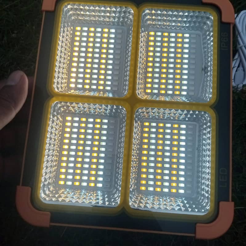 Solar LED light very powerful big in size 3