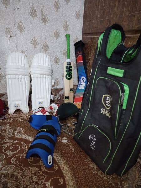 Cricket kit. . 1