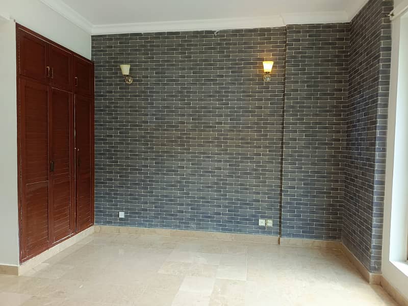 F-11 Un-Furnished 2 Bedroom In Al-Safa Heights-Ii For Rent 7