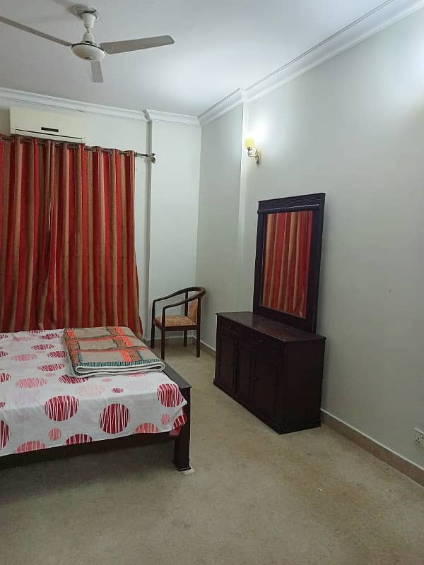 2 Bedroom Fully Furnished F-11 Markaz For Rent 10