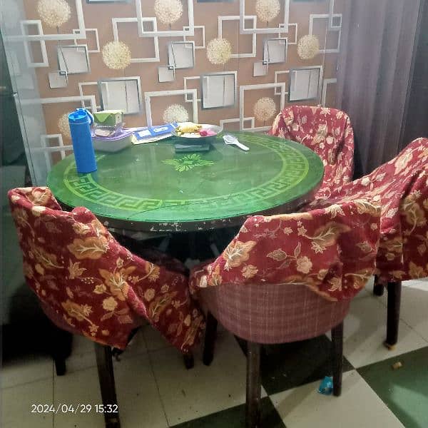 4 seater wooden dining table. contact number  03332766218 1
