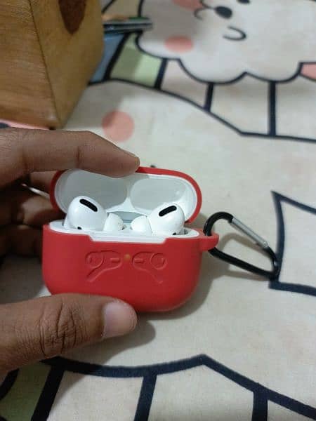 air pod pro 2nd gen all ok out class timing  almost with usage of 1