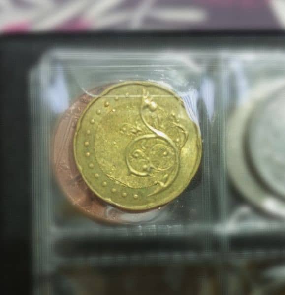 2012 Malaysia 50 sen Old coin 1