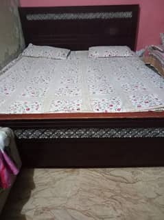 Bed Without mattress