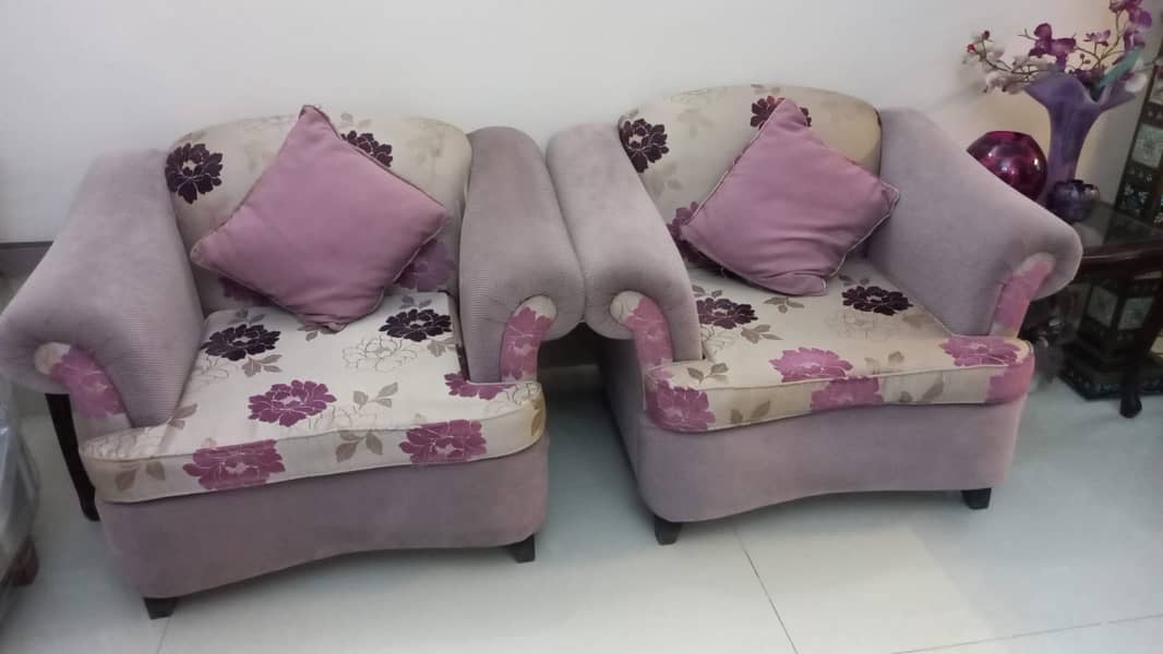 Bespoke Sofa set for Sale + matching curtains 3