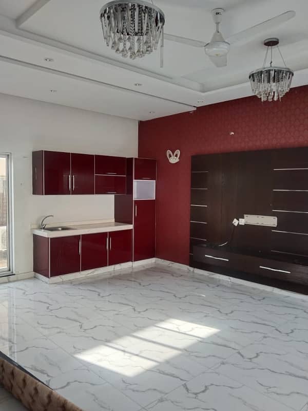1 Kanal House Slightly Used For Rent in DHA Phase 5 Near Penta Square Prime Location 16