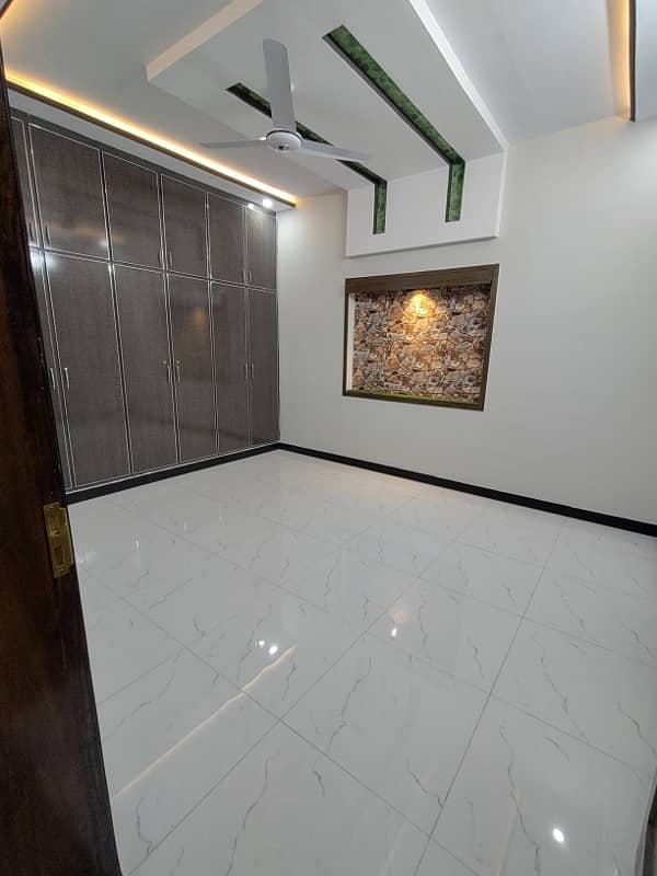 8 mrle brand new house for sale Faisal town A block 1