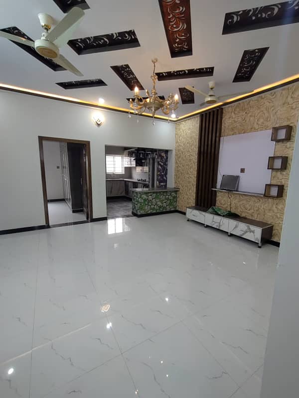 8 mrle brand new house for sale Faisal town A block 2
