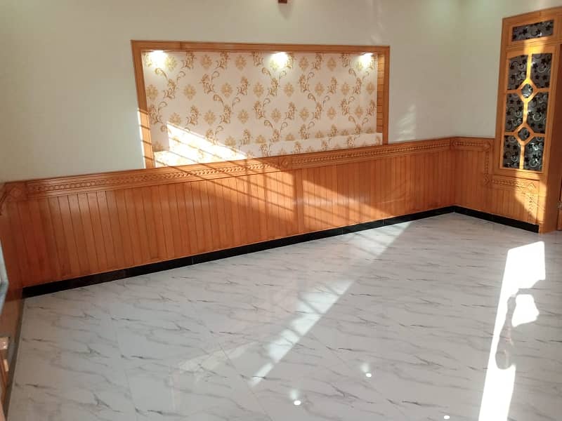 8 mrle house available for rent faisal town 10