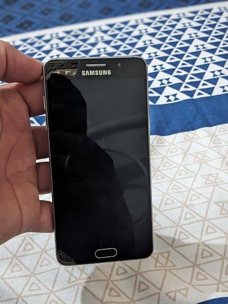Samsung Galaxy A5 2016 4